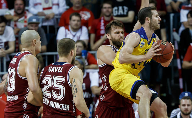 3亿欧组詹 3亿欧组詹