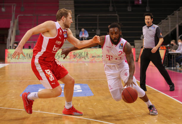 北球队的针 北球队的针